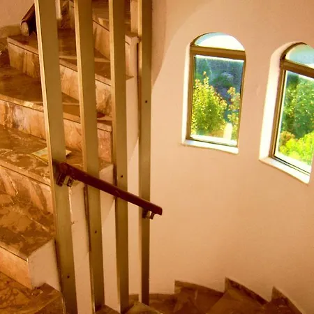 Hotel apartamentowy Fantasia 2*