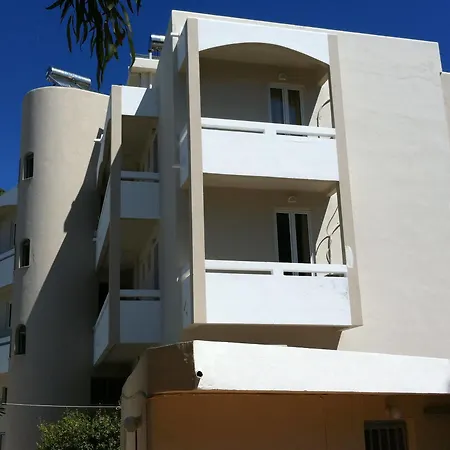 Fantasia Aparthotel 2*