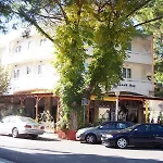 Aparthotel Fantasia 2*